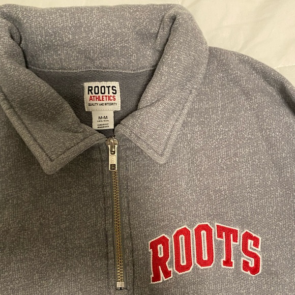 Roots 1/4 Zip Sweater - Vintage Collection - Picture 3 of 4